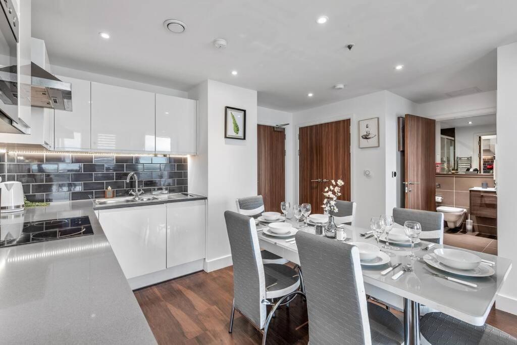 Amazing Britania 1 Bedroom Flat In London Bp40 Экстерьер фото