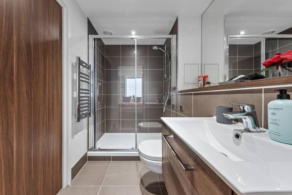 Amazing Britania 1 Bedroom Flat In London Bp40 Экстерьер фото
